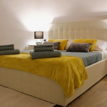 伊格莱西亚斯Nel Cuore Del Centro Storico Con Comfort E Stile公寓 外观 照片