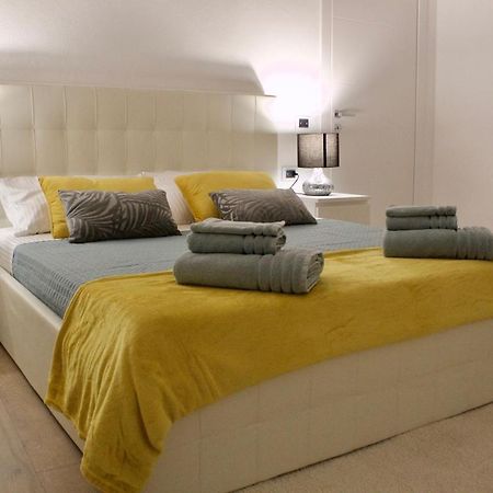 伊格莱西亚斯Nel Cuore Del Centro Storico Con Comfort E Stile公寓 外观 照片